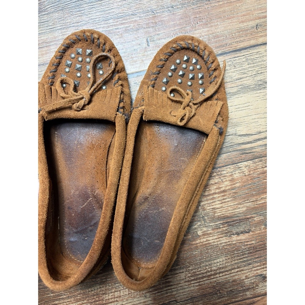 Women's Minnetonka Studded Brown Leather Moccasins SZ 8.5